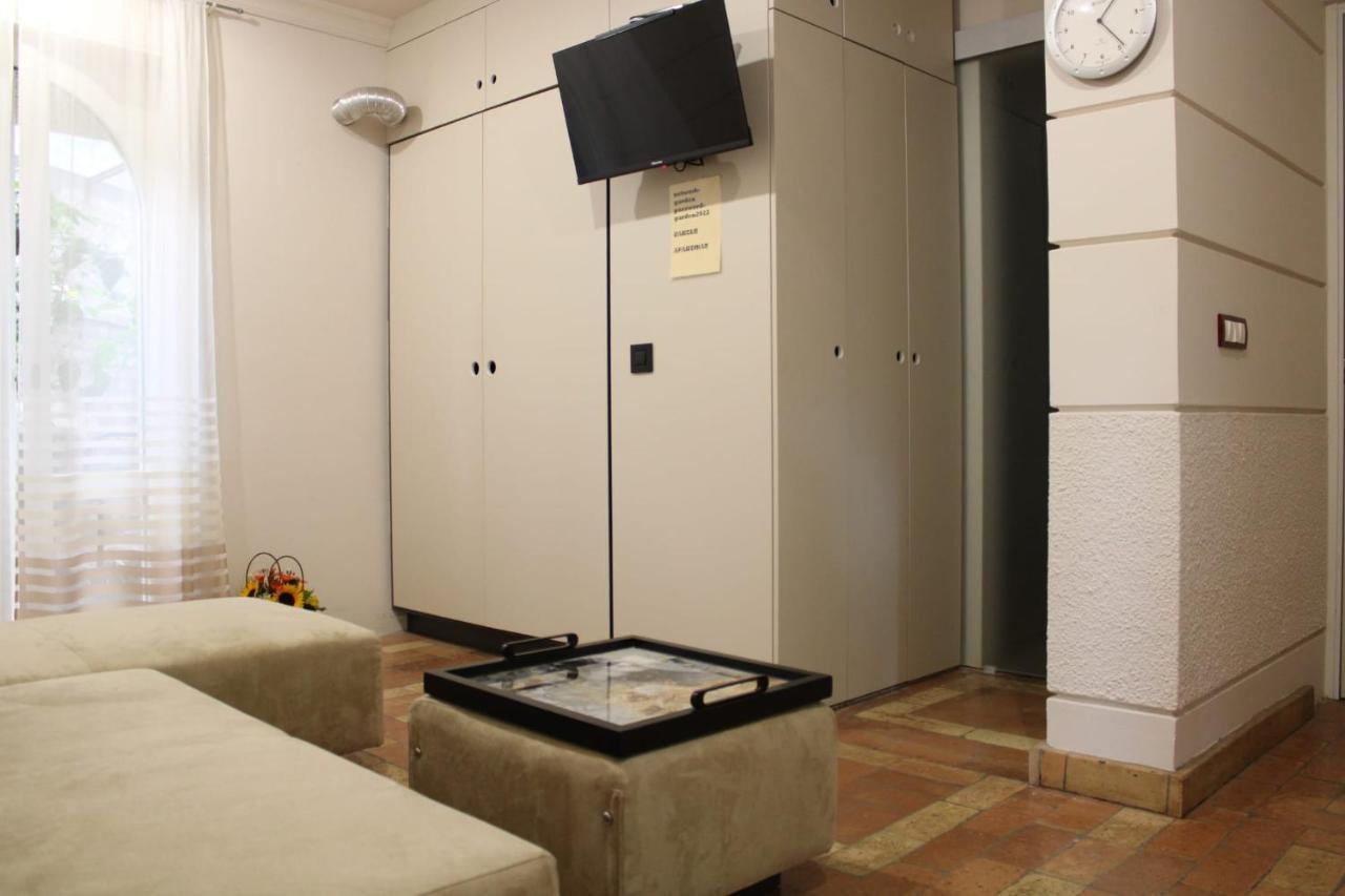 Garden Center Apartment Novi Sad Exterior photo